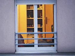 Französisch - Voyeur filmt das Fenster seines französischen Nachbarn